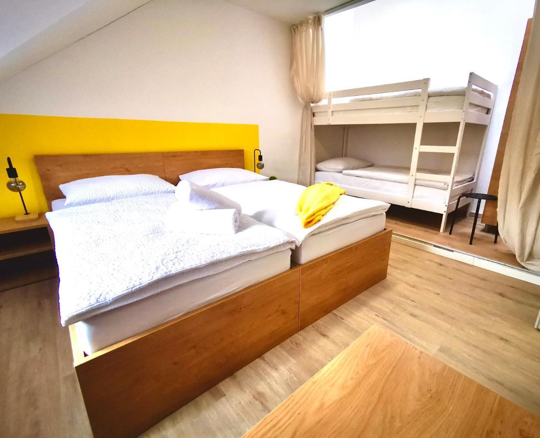 Rainbow House Rooms Maribor Exterior photo